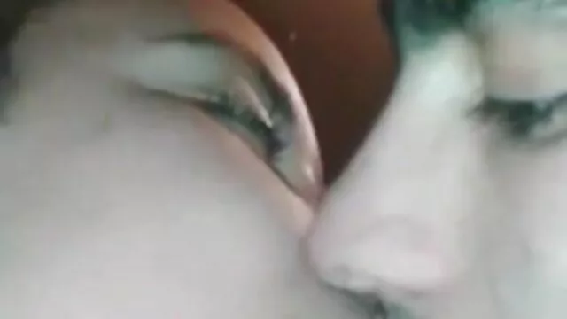 Kliknij na filmy erotyczne za darmo hd cipki