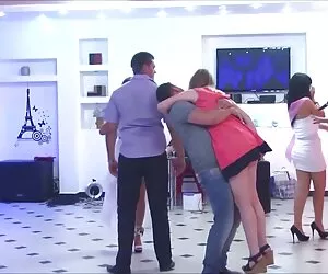 Wspiera włosy, człowieka darmowa erotyka w hd w formie podróży